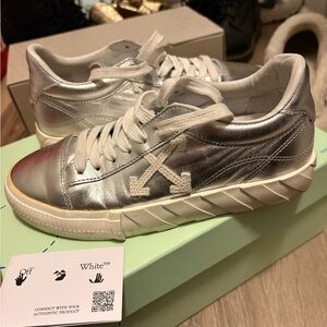 Off-White Metallic Silver Sneakers with White Arrows